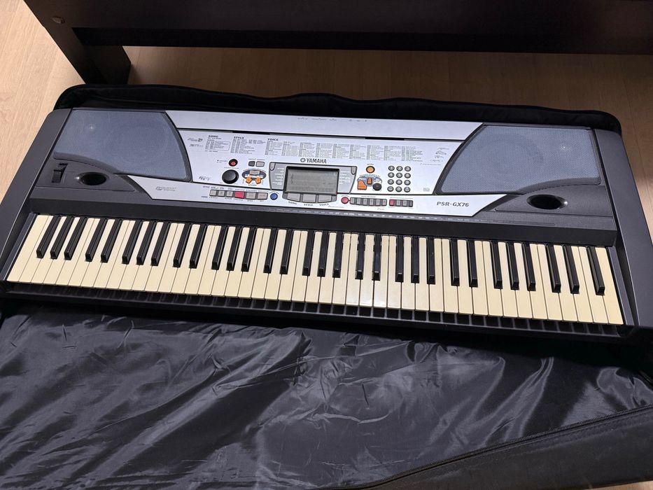 Синтезатор Yamaha PSR-GX76 (76 клавіш) с сумкой, стойкой и педалью
