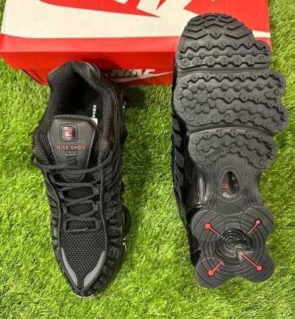 NIKE SHOX TL„buty dla dzieci Rozmiar.39