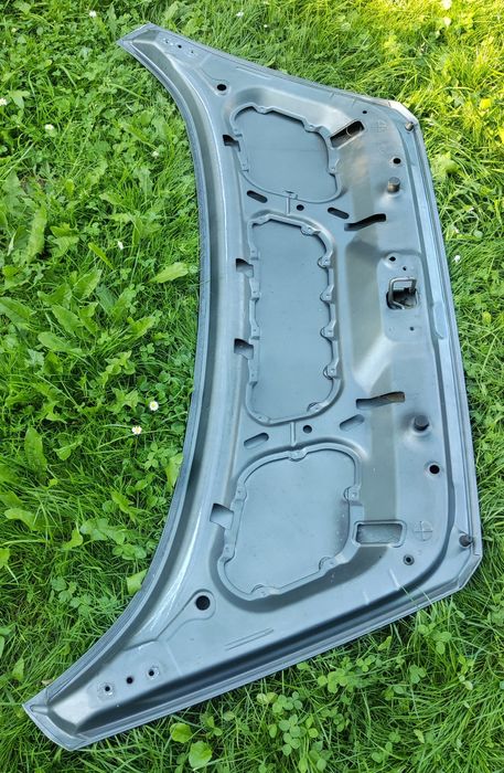 maska do KIA Venga 2009-14 stan bdb, oryginalna, kolor szary 9A