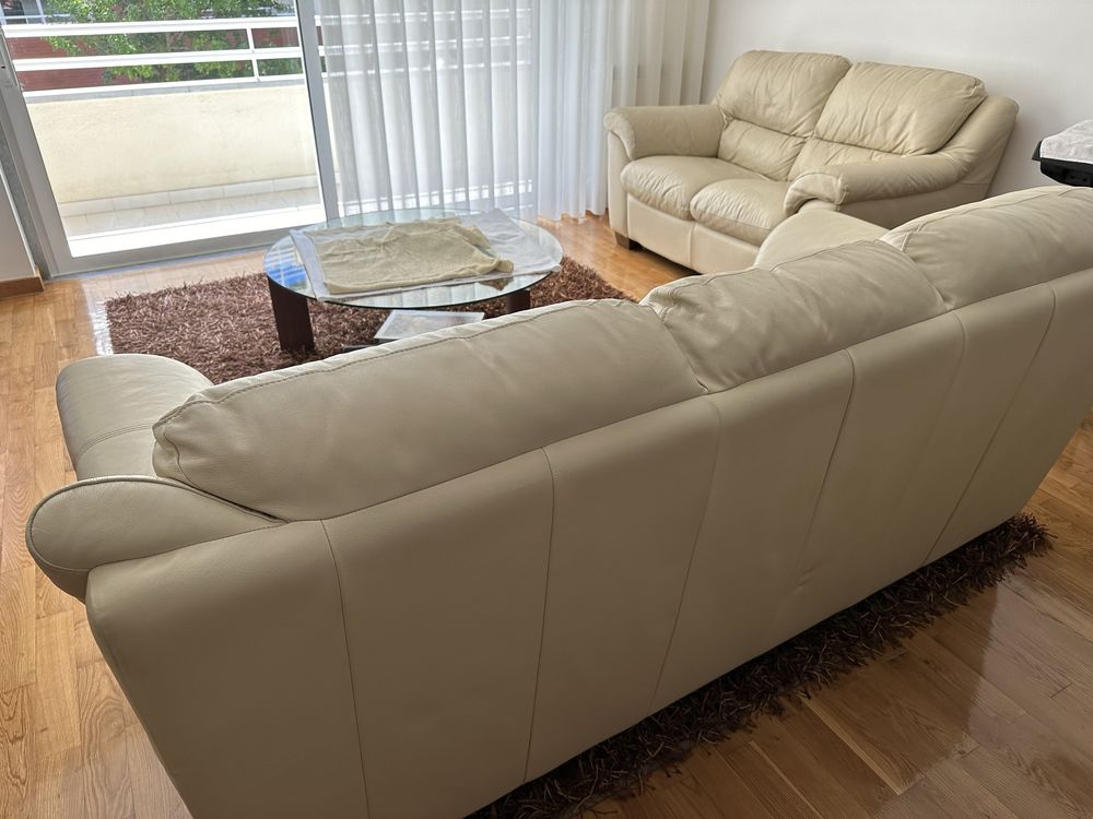 2 sofas Chateau d’Ax em pele