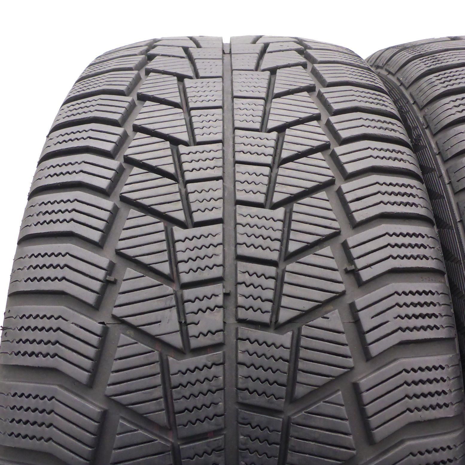 245/45/18 Gislaved 245/45R18 100V XL Euro Frost 6 Zima 6,2mm 2022