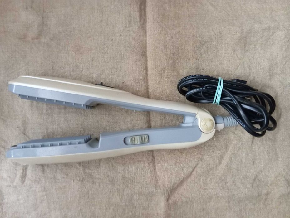 Продам недорого Щипці для волосся: AURORA AU 275 ("Hair grimper")