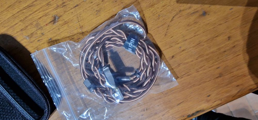 Vendo nici hifi novo