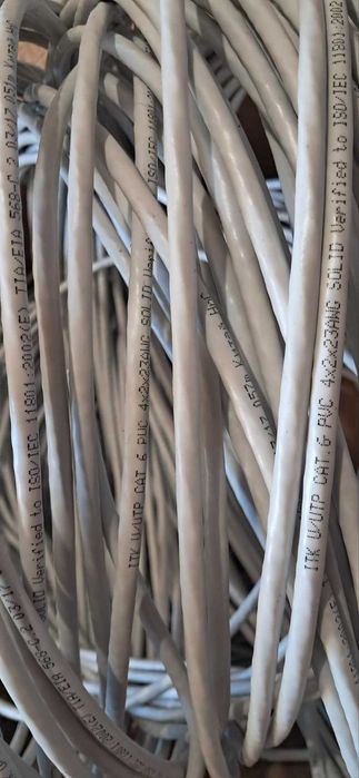 ITK Кабель зв'язку вита пара U/UTP, кат.6 4×2х23 AWG