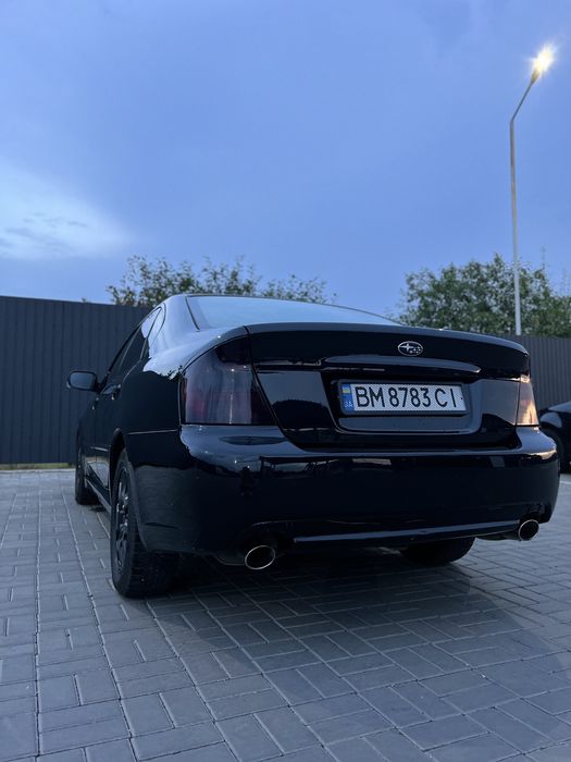 Автомобіль Subaru legacy