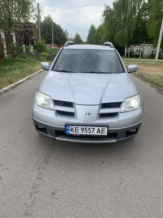 Продам Mitsubishi Otlander 1