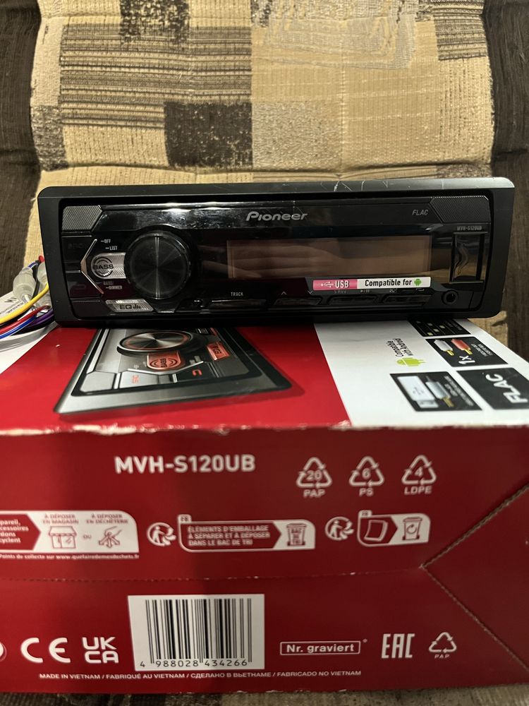 Radio Pioneer MVH-S120UB