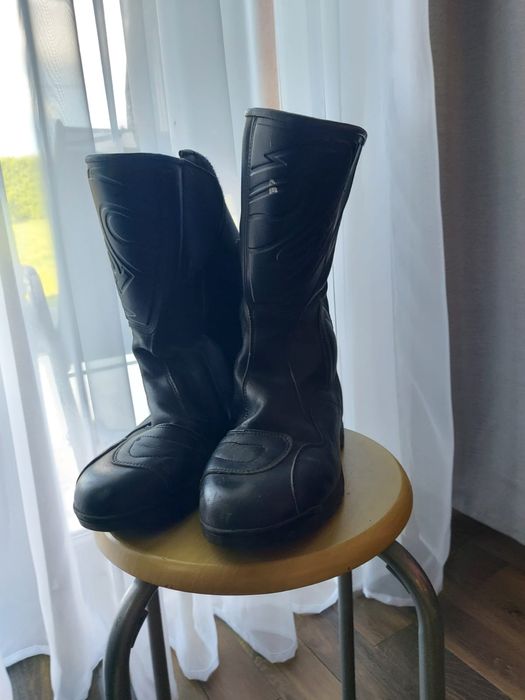 Buty na motor rozmiar 43