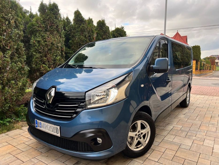 Renault Trafic Long Salon Polska Nawigacja 9 osobowy