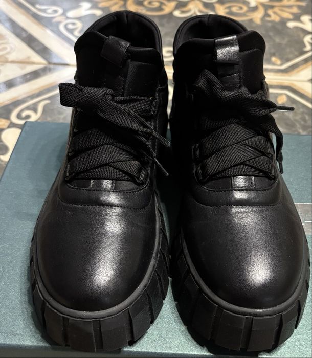 Жіночі черевики