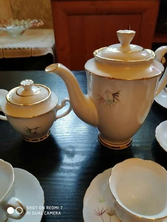 Serwis kawowo herbaciany stara Koreanska porcelana