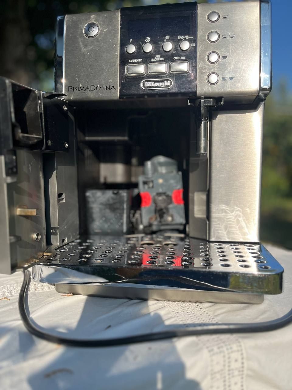 Кавоварка DeLonghi PrimaDonna