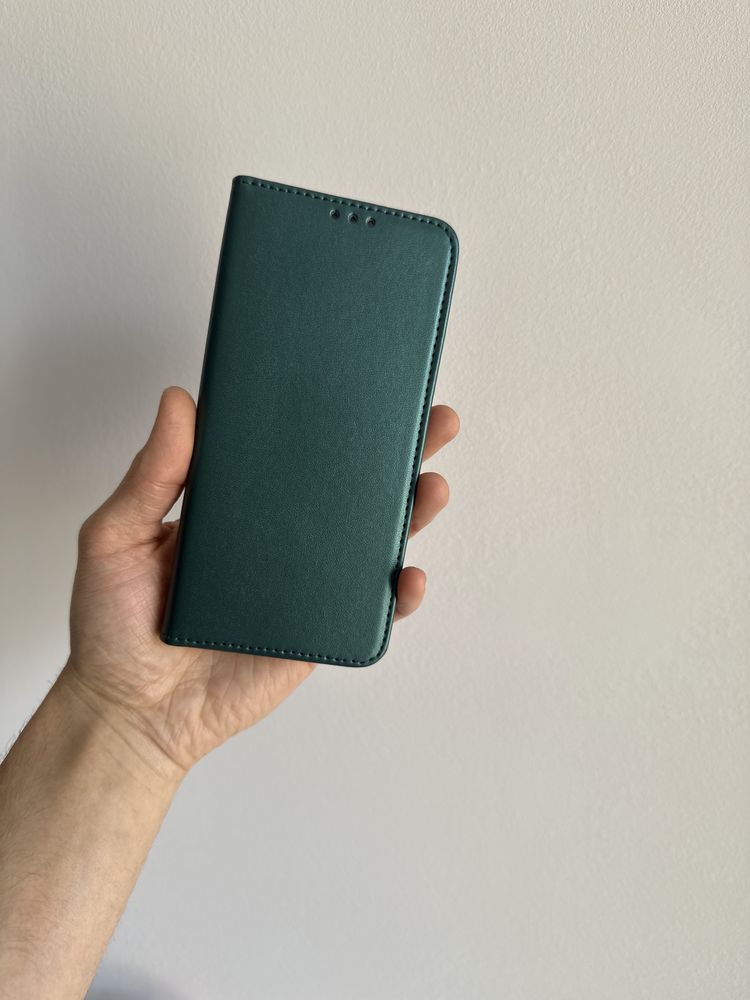 Etui zamykane  ciemna zieleń do Oppo A98 5G