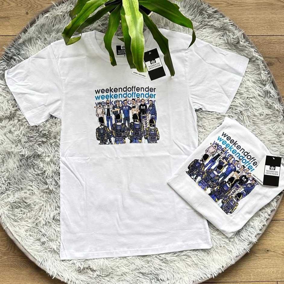 Weekend Offender • Новая футболка Stand • Черная / Белая • WK