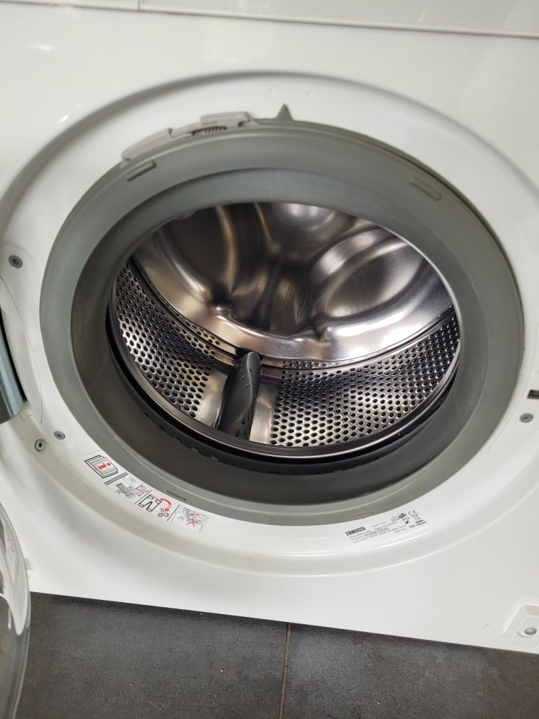 Sprzedam pralkę firmy Zanussi 6 kg 1200 obr z możliwością dostawy