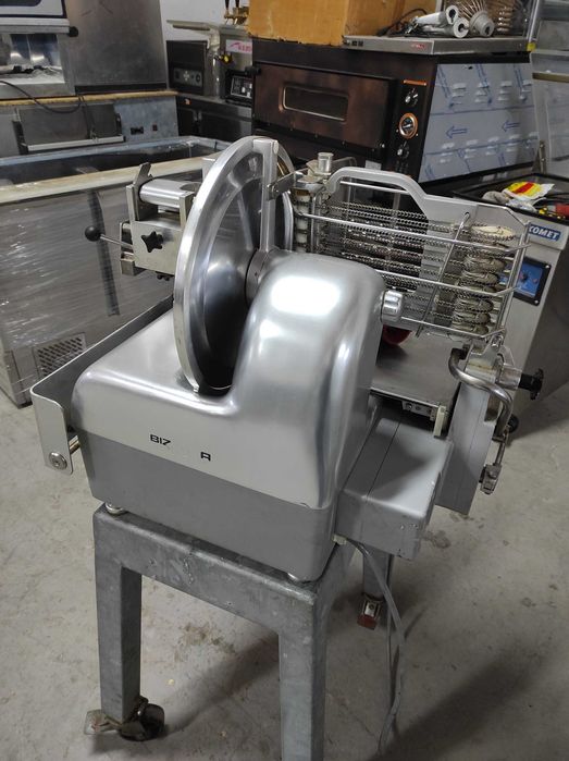 Слайсер автоматичний. Слайсер BIZERBA A330. Слайсер.