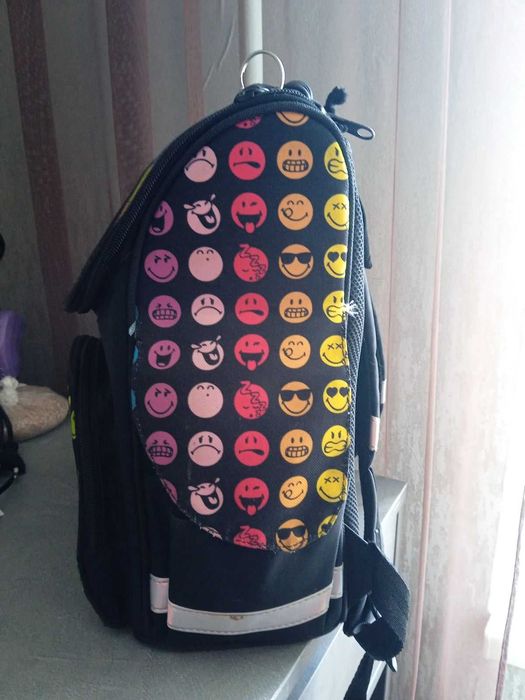 Три шкільні рюкзаки за вигідною ціною