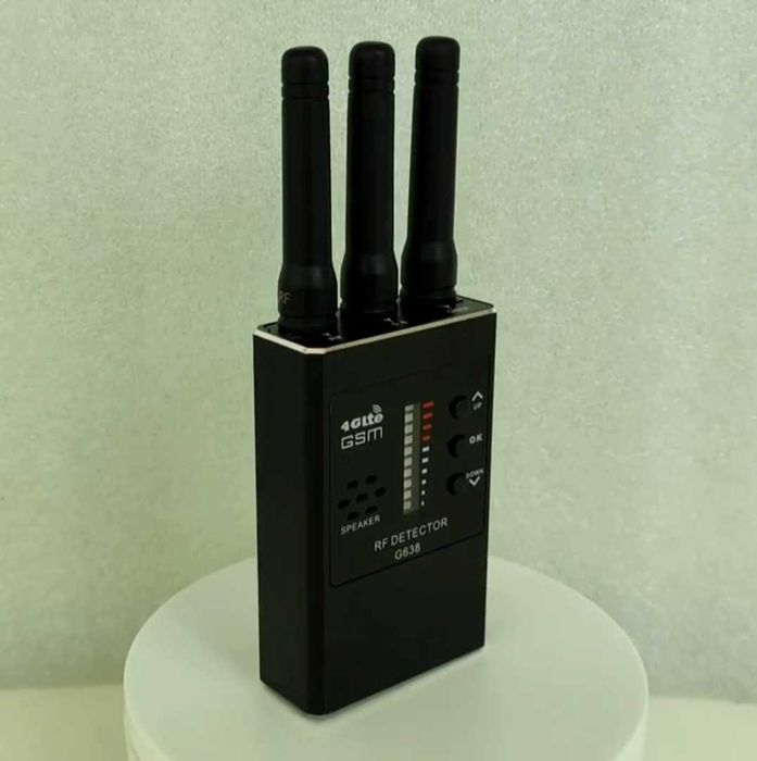Прибор для поиска и обнаружения таких устройств как трекер, жучок и RF