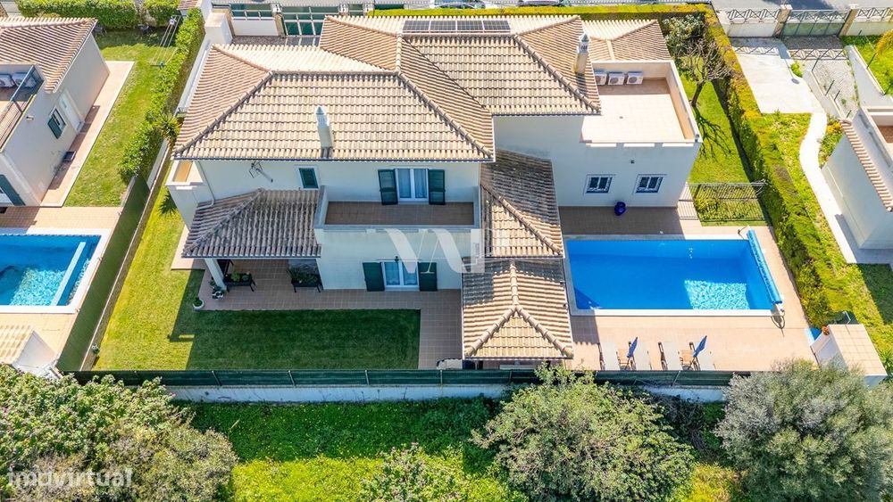 Moradia 5 quartos com piscina numa zona residencial tranquila, Albufei