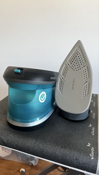 Ferro com caldeira CECOTEC