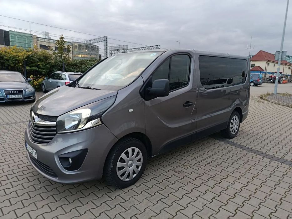 Opel Vivaro Fakt brutto 23% Klima przód+tył