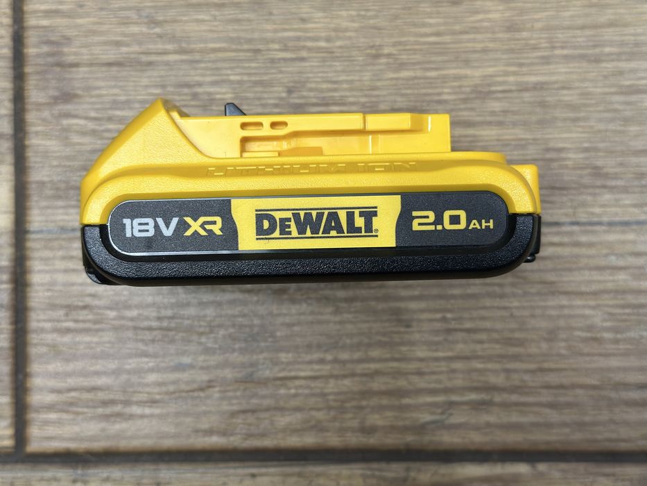 Akumulator DeWalt 18V 2Ah – XR Li-Ion, 2021