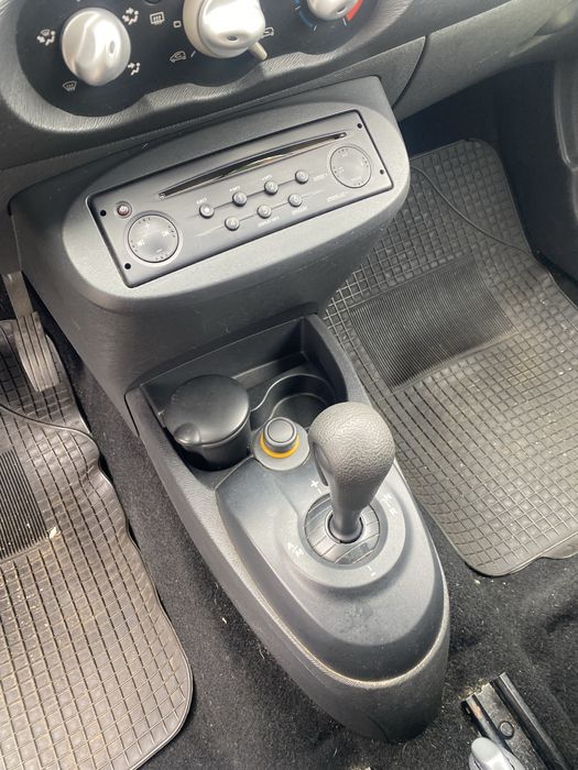 Twingo 2008 1.2 automatico