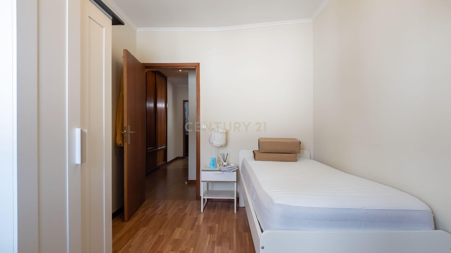 Aluguer  de quartos para meninas (preferencialmente]