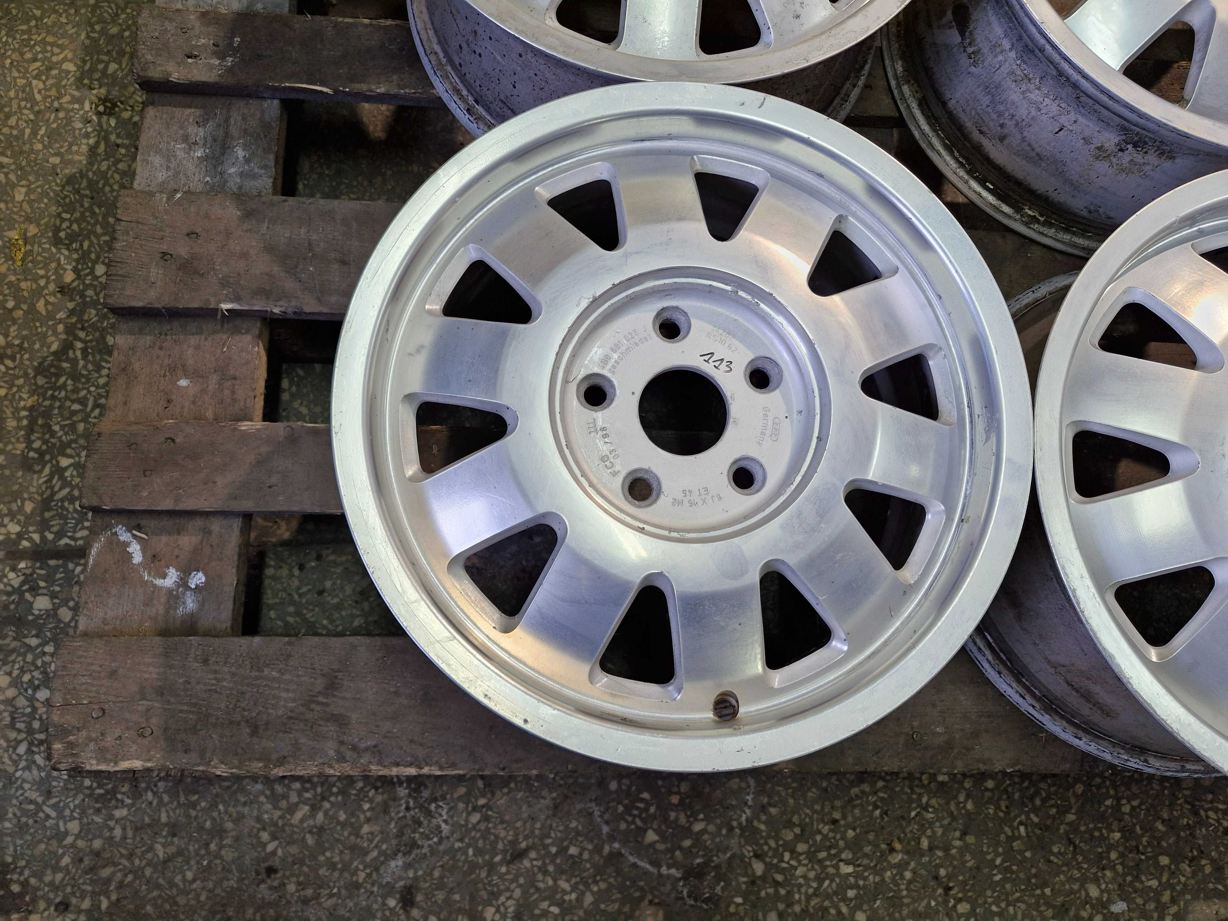 Alufelgi 5x112 15 Audi A3 A4 B5 B6 Skoda Octavia Seat VW ET45