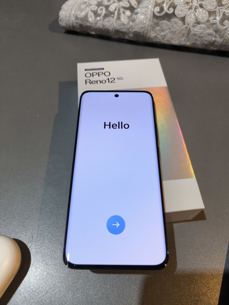 Sprzedam OPPO Reno 12 5G wraz z obudową