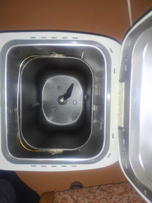 Хлебопечка MIRTA BM612