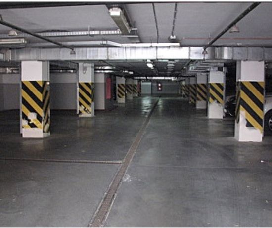 Подземный паркинг на Соборности 40