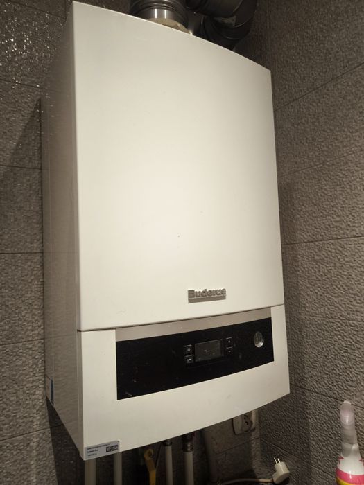 Piec gazowy dwufunkcyjny Buderus