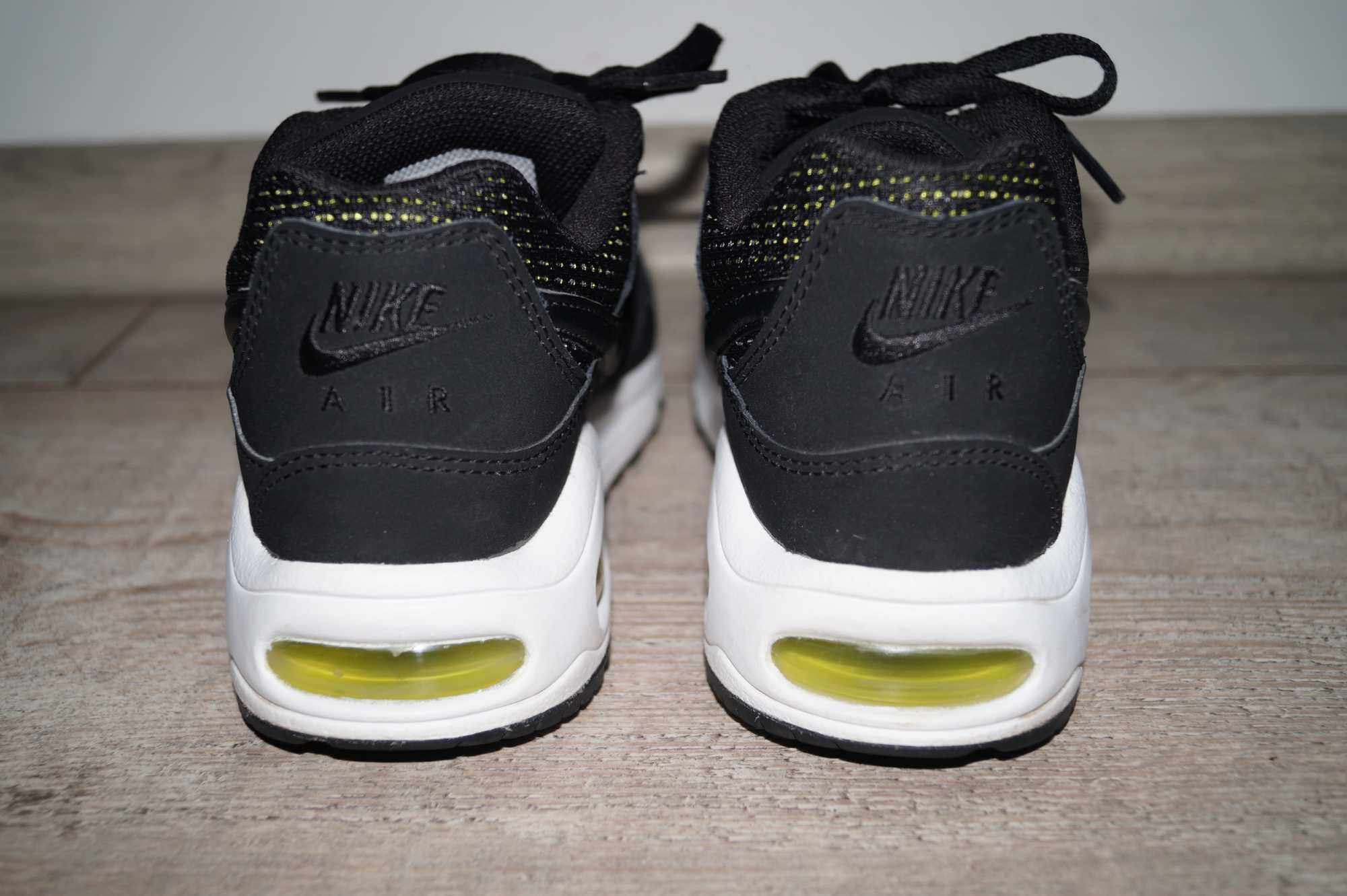 Damskie buty Nike Air Max Command r.36