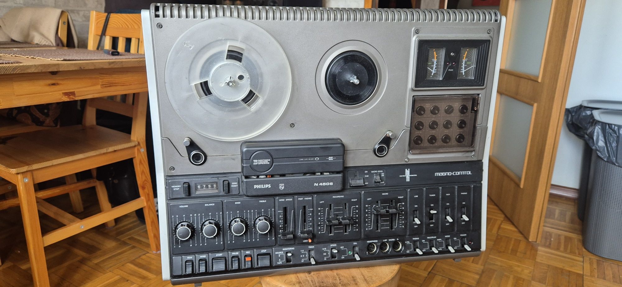 Magnetofon szpulowy Philips N4506