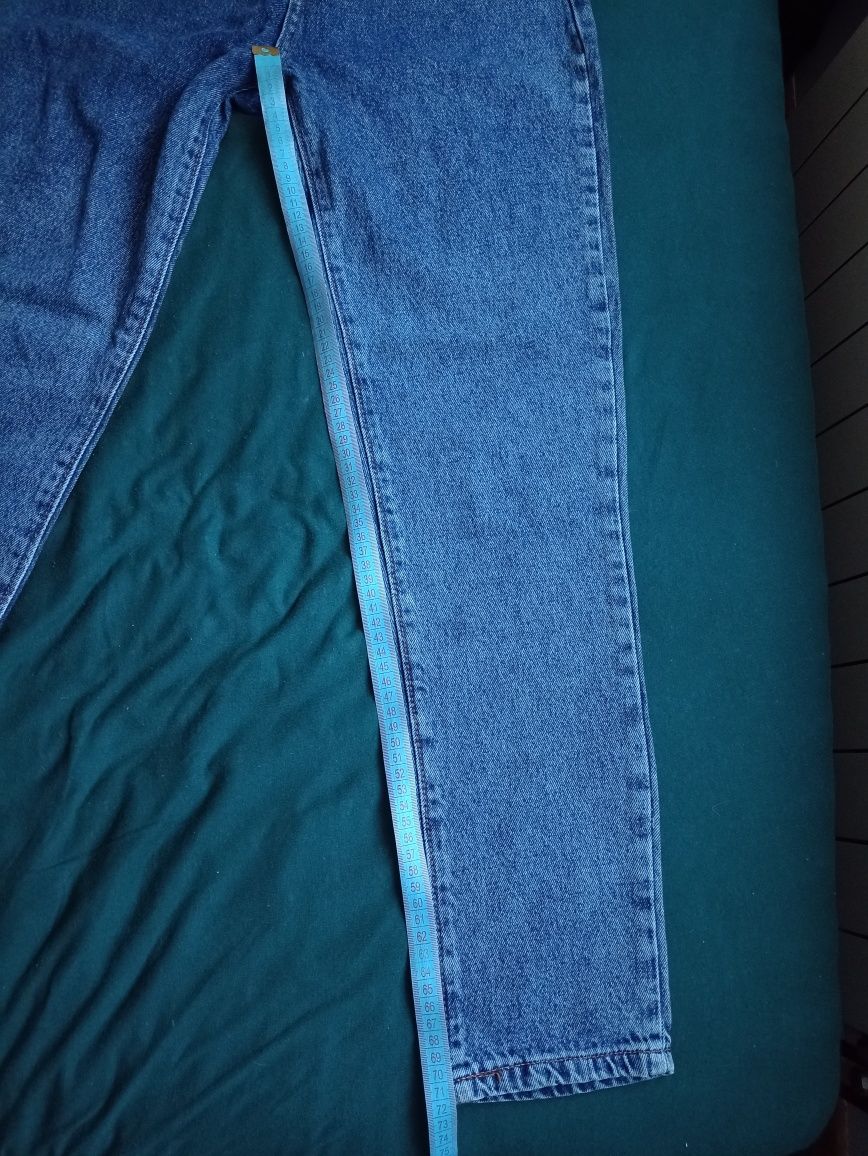 Niebieskie, granatowe spodnie jeansowe z wysokim stanem rozmiar 38