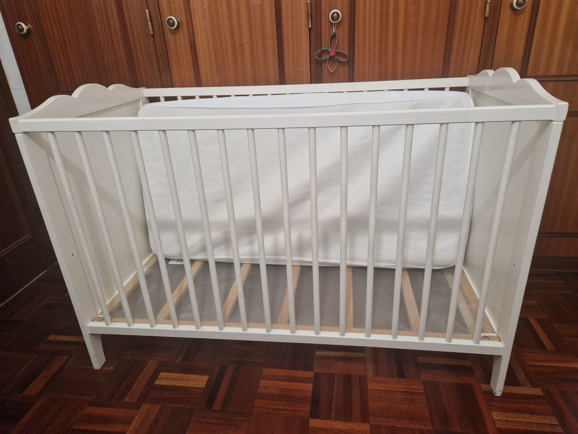 Berço de bebé (ikea)