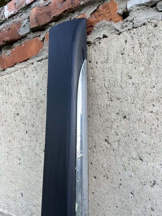 Продам поріг на peugeot 3008 2009-2016 Allure лівий хром