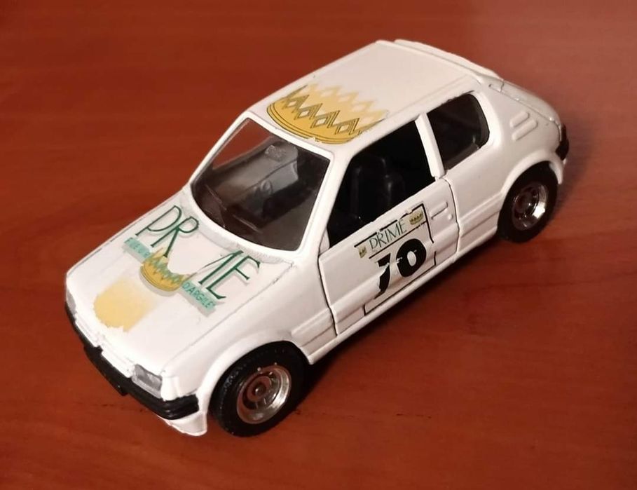 Miniatura antiga - Peugeot 205 - Solido 1/43