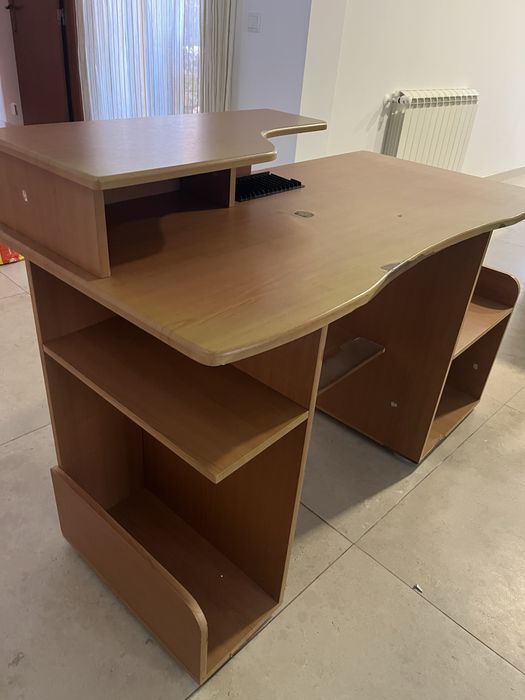 Secretaria Usado