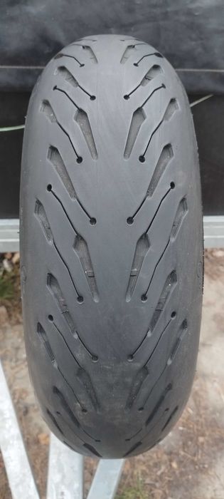 Мотошина 180/55/ZR17 Michelin Pilot Road 4 2CT+ резина двокомпонентна