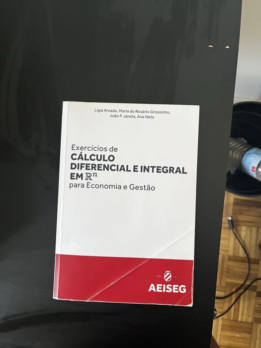 Livro de exercicios de calculo diferencial e integral