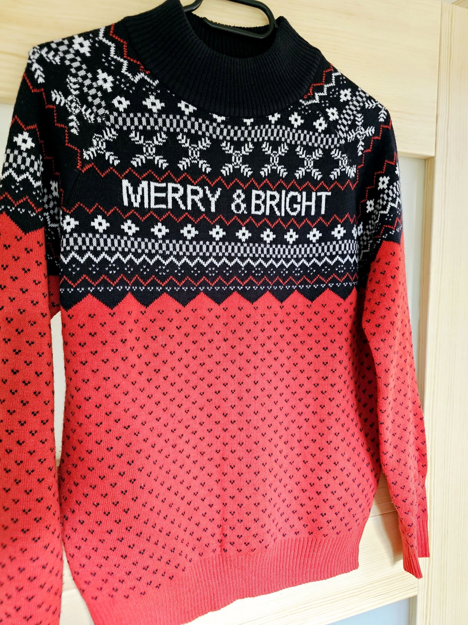 Nowy sweter świąteczny s 36 Avenue