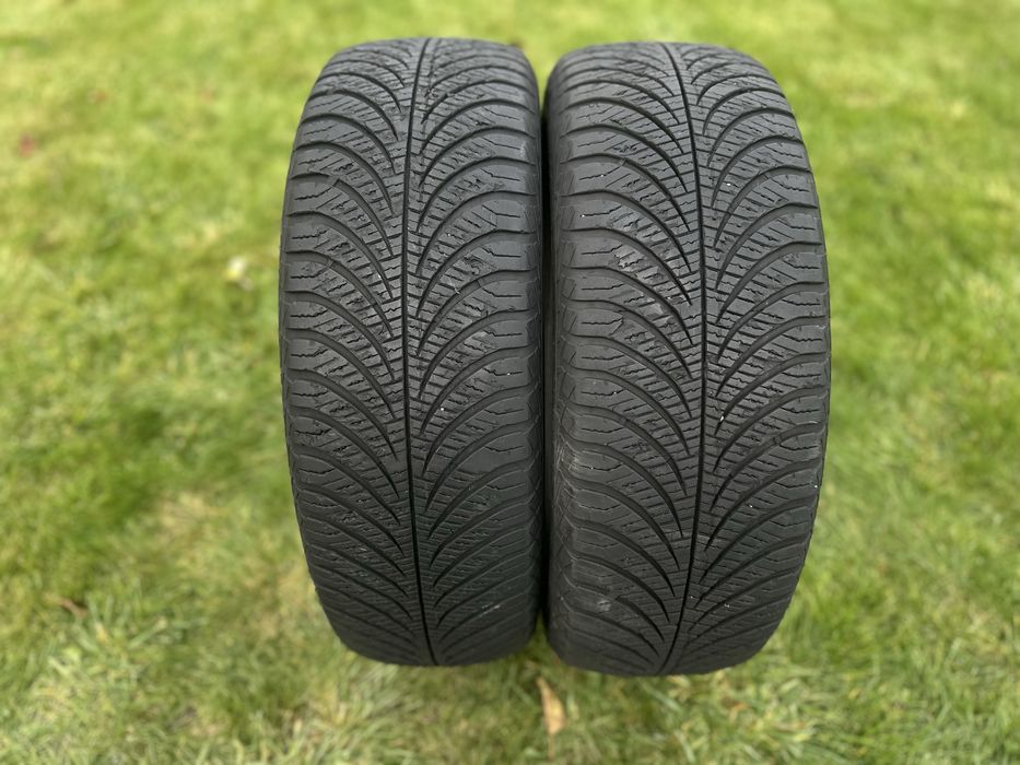 Зимова резина 195 65 R15 Goodyear