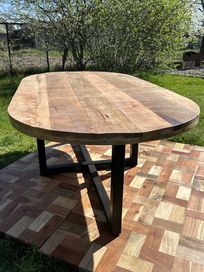 Stół z drewna Mango