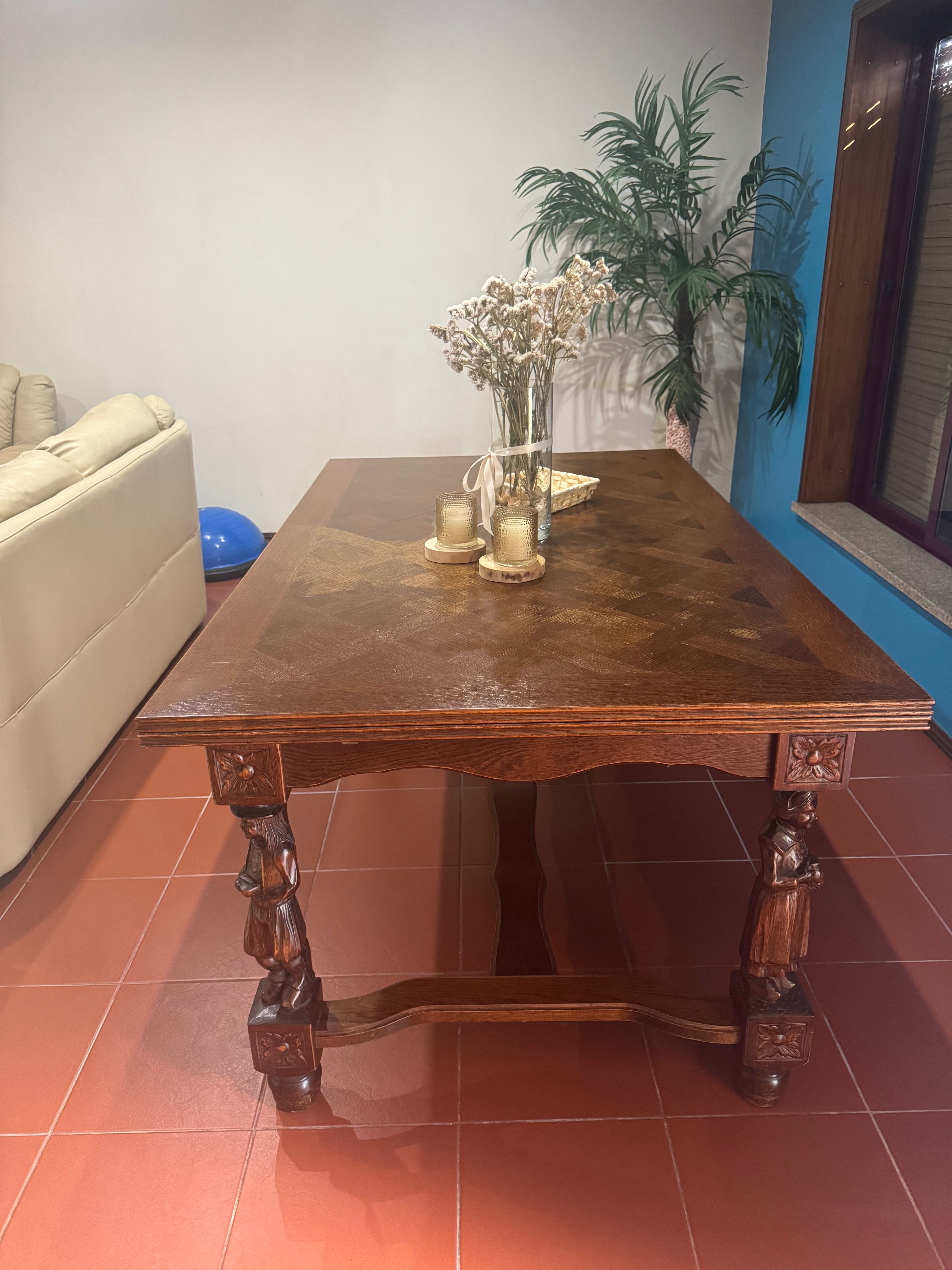 Mesa de Madeira Extensível