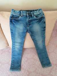 Spodnie jeans dla chłopca 122 C&A