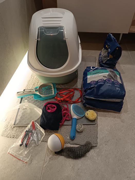 Akcesoria dla kota kuweta żwirek mata zabawki łopatka szelki obcinacz