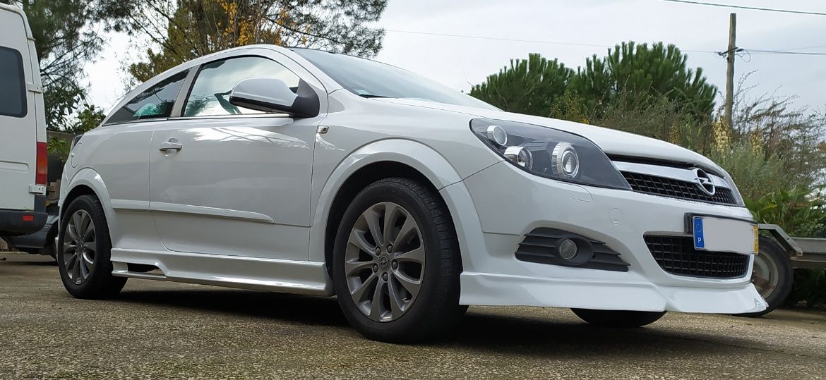 Opel Astra H GTC VAN 1.3cdti 12/2010