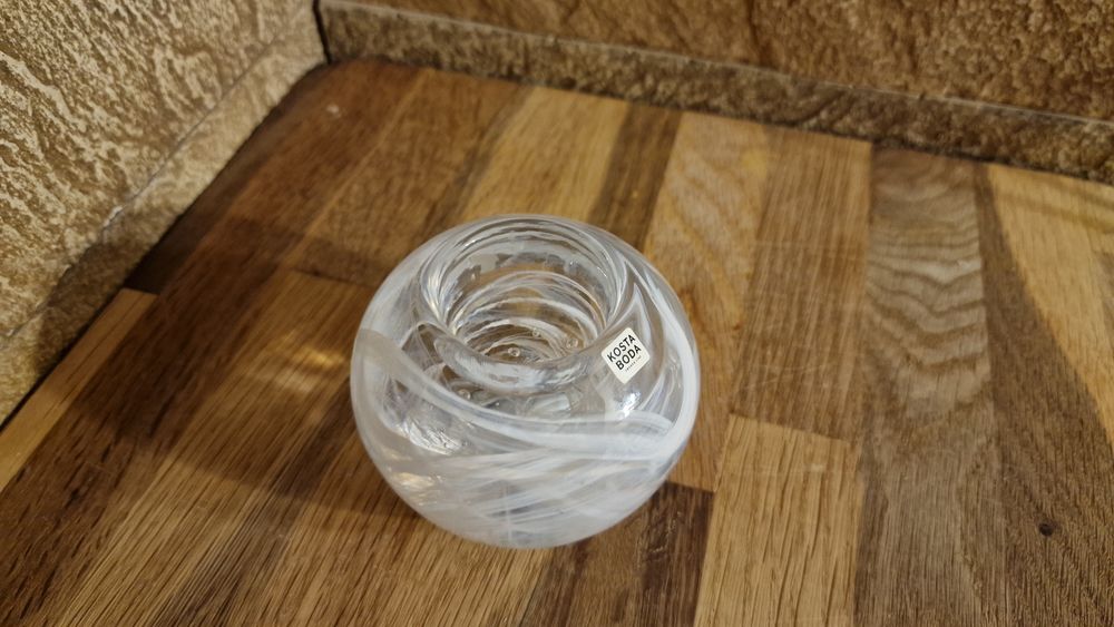 Świecznik KOSTA BODA Cool Moon.